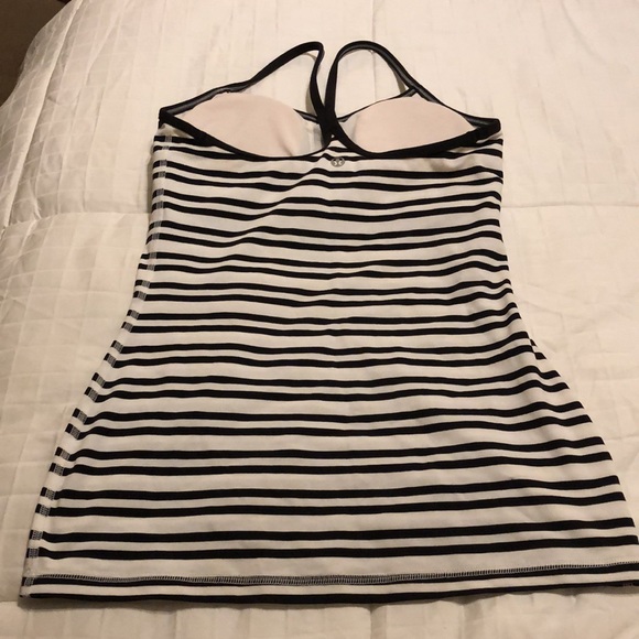Lululemon Power Y Tank - Picture 2 of 3